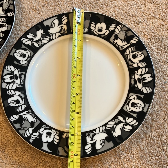 Disney plates Mickey Mouse set of 4 - Picture 8 of 9